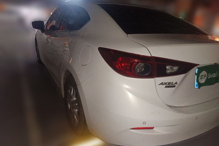 Used Mazda 3 Axela 2014 Sedan 1.5L Automatic Luxury Model Rear Left 45 Deg