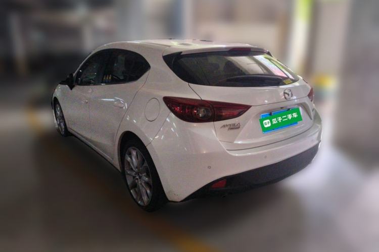 Used Mazda 3 Axela 2014 Hatchback 2.0L Automatic Flagship Model Rear Left 45 Deg