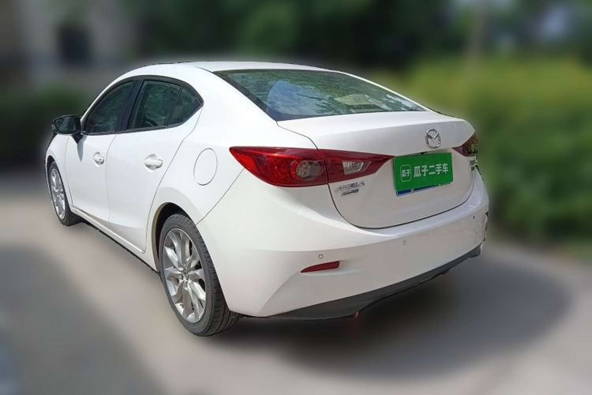 Used Mazda 3 Axela 2014 Sedan 2.0L Automatic Flagship Model Rear Left 45 Deg