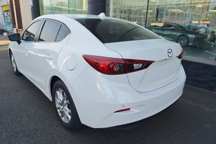 Used Mazda 3 Axela 2014 Sedan 1.5L Automatic Luxury Model Rear Left 45 Deg