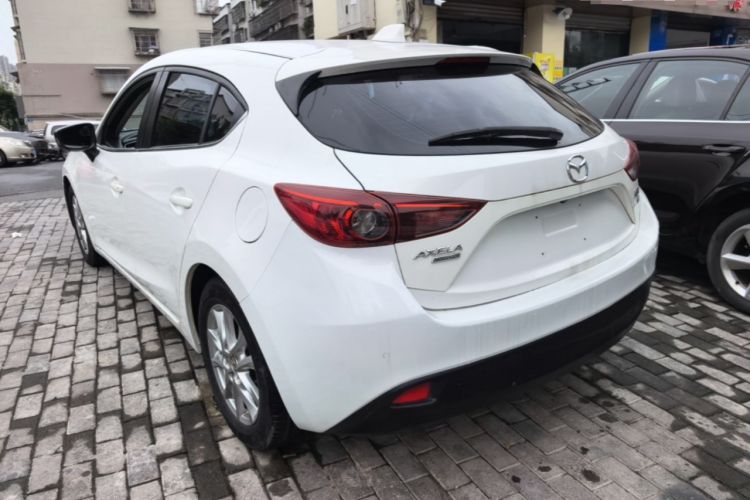 Used Mazda 3 Axela 2014 Hatchback 1.5L Automatic Luxury Model Rear Left 45 Deg