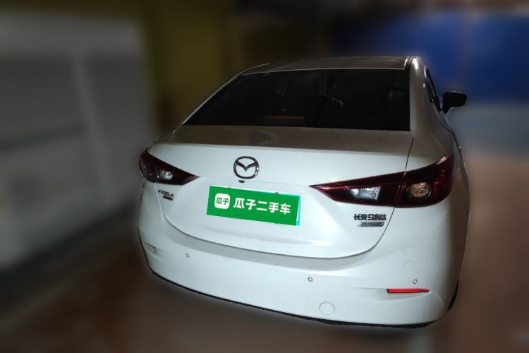 Used Mazda 3 Axela 2014 Sedan 1.5L Automatic Luxury Model Rear