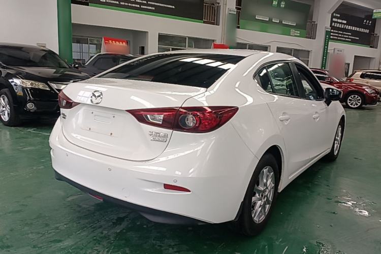 Used Mazda 3 Axela 2014 Sedan 1.5L Automatic Comfort Model Rear Right 45 Deg