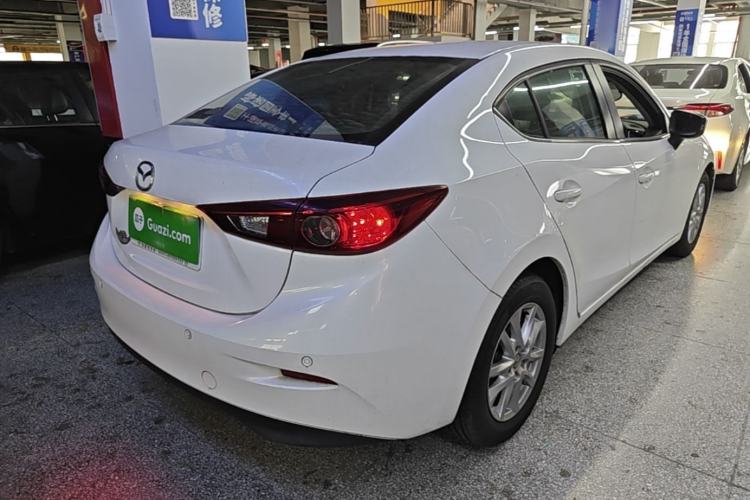 Used Mazda 3 Axela 2014 Sedan 1.5L Automatic Comfort Model Rear Right 45 Deg