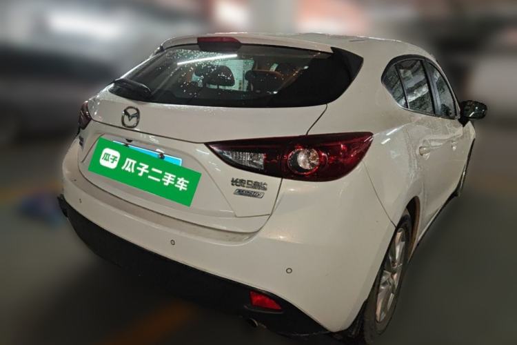 Used Mazda 3 Axela 2014 Hatchback 1.5L Automatic Luxury Model Rear Right 45 Deg
