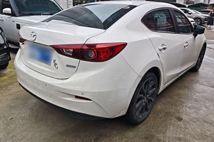 Used Mazda 3 Axela 2014 Sedan 2.0L Automatic Sport Model Rear Right 45 Deg