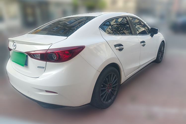 Used Mazda 3 Axela 2014 Sedan 1.5L Manual Comfort Model Rear Right 45 Deg