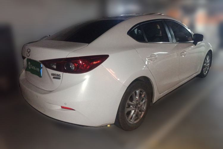 Used Mazda 3 Axela 2014 Sedan 1.5L Automatic Luxury Model Rear Right 45 Deg