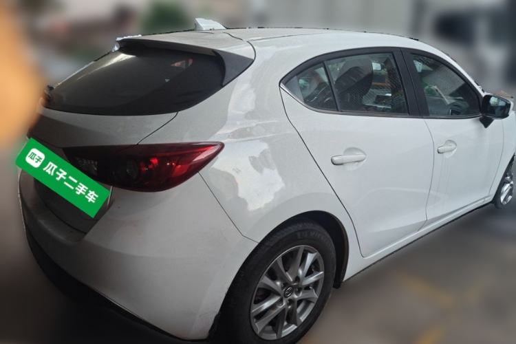 Used Mazda 3 Axela 2014 Hatchback 1.5L Manual Comfort Model Rear Right 45 Deg