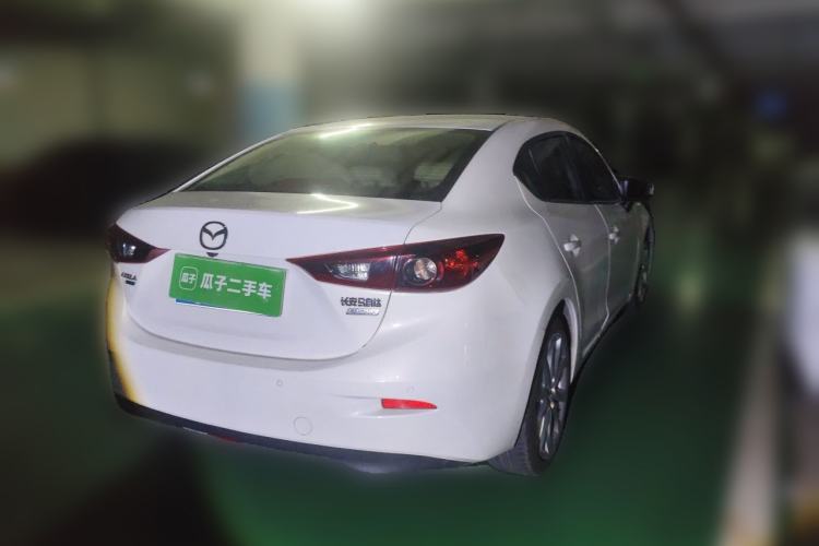 Used Mazda 3 Axela 2014 Sedan 2.0L Automatic Sport Model Rear Right 45 Deg