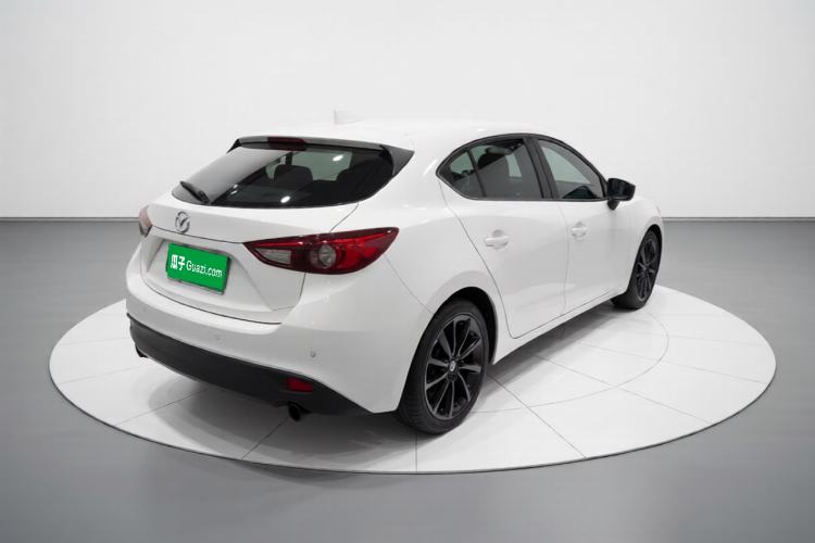 Used Mazda 3 Axela 2014 Hatchback 2.0L Automatic Flagship Model Rear Right 45 Deg