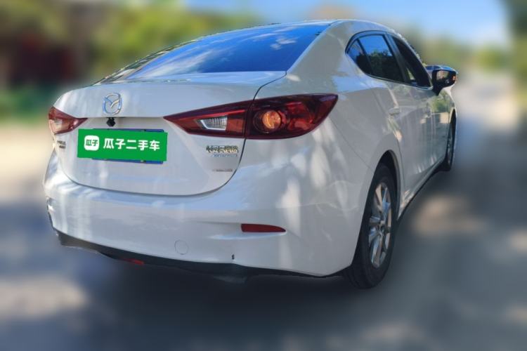 Used Mazda 3 Axela 2014 Sedan 1.5L Automatic Comfort Model Rear Right 45 Deg
