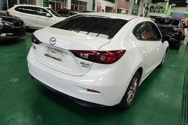 Used Mazda 3 Axela 2014 Sedan 1.5L Automatic Comfort Model Rear Right 45 Deg