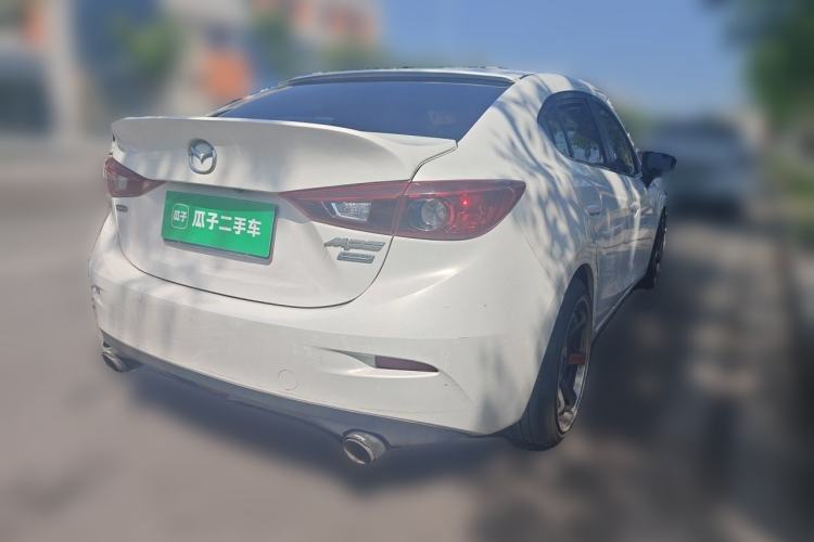 Used Mazda 3 Axela 2014 Sedan 1.5L Manual Comfort Model Rear Right 45 Deg