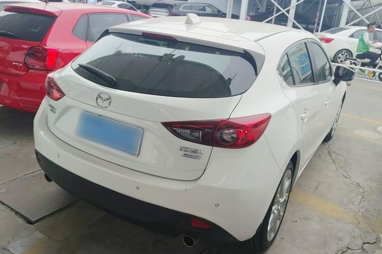 Used Mazda 3 Axela 2014 Hatchback 2.0L Automatic Flagship Model Rear Right 45 Deg