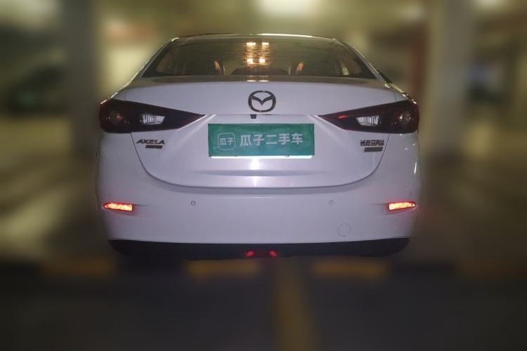 Used Mazda 3 Axela 2014 Sedan 1.5L Automatic Luxury Model Rear