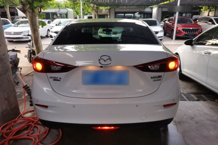 Used Mazda 3 Axela 2014 Sedan 1.5L Automatic Luxury Model Rear