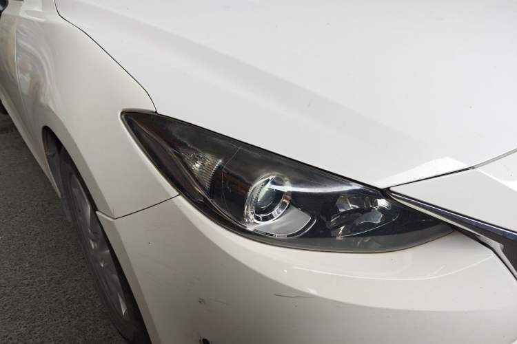 Used Mazda 3 Axela 2014 Sedan 1.5L Manual Comfort Model Right Front Headlight