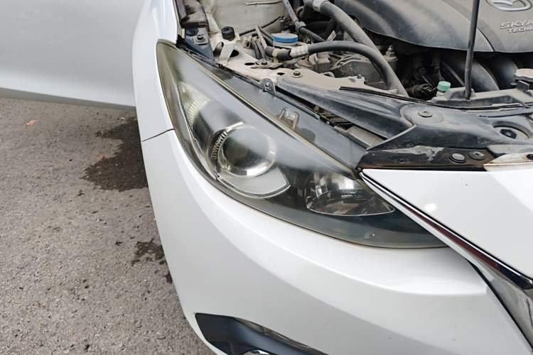 Used Mazda 3 Axela 2014 Sedan 1.5L Automatic Prestige Model Right Front Headlight