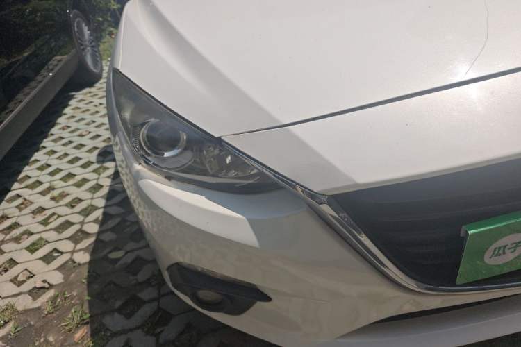 Used Mazda 3 Axela 2014 Sedan 1.5L Automatic Comfort Model Right Front Headlight