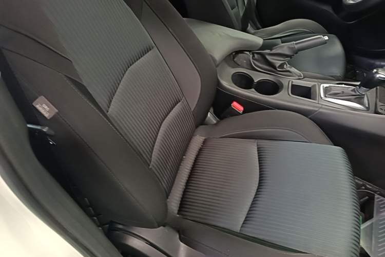 Used Mazda 3 Axela 2014 Sedan 1.5L Automatic Comfort Model Right Front Seat