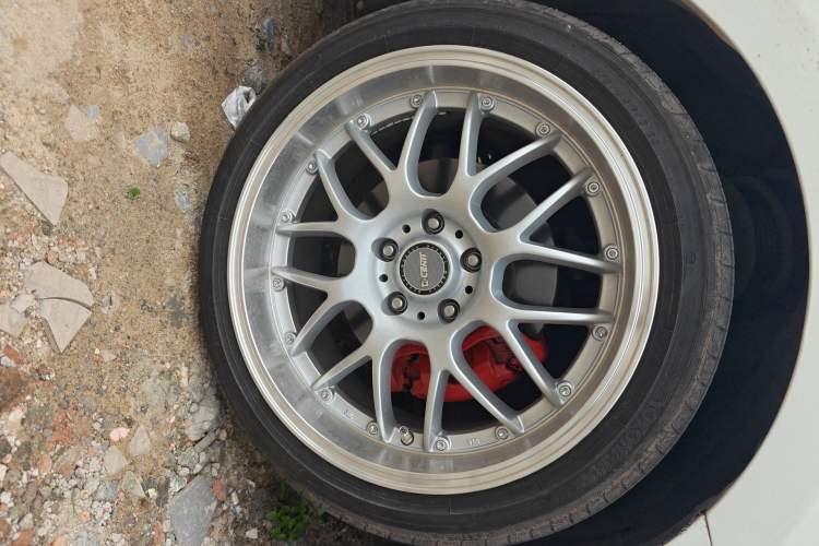 Used Mazda 3 Axela 2014 Hatchback 2.0L Automatic Flagship Model Right Front Wheel Hub