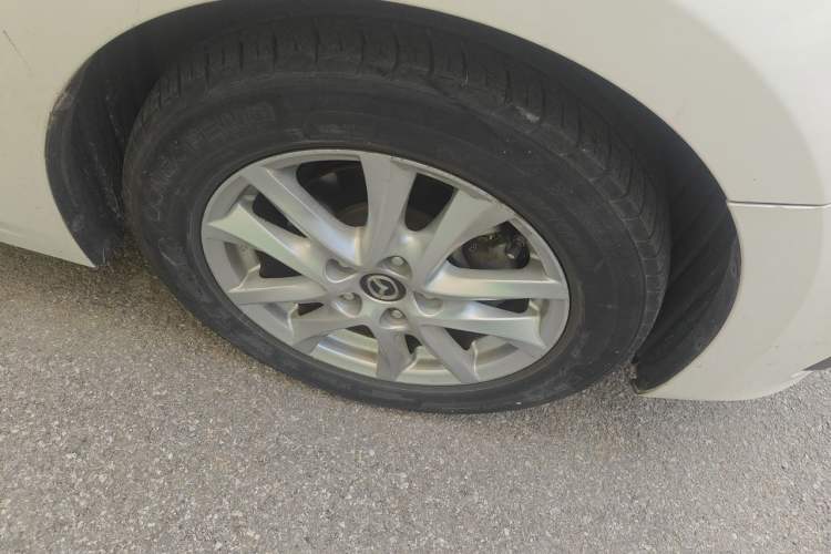 Used Mazda 3 Axela 2014 Sedan 1.5L Automatic Comfort Model Right Front Wheel Hub
