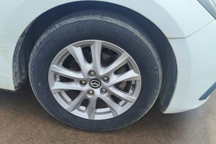 Used Mazda 3 Axela 2014 Sedan 1.5L Manual Comfort Model Right Front Wheel Hub