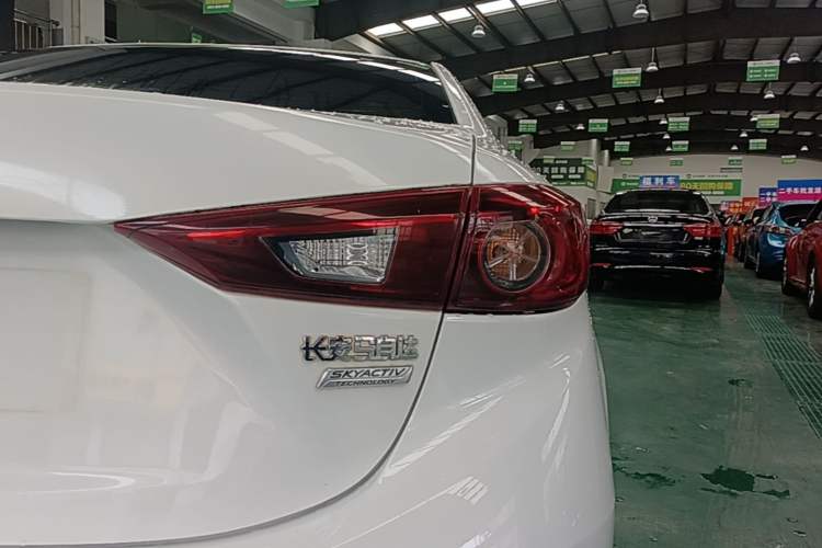 Used Mazda 3 Axela 2014 Sedan 1.5L Automatic Comfort Model Right Rear Taillight
