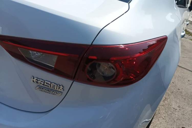Used Mazda 3 Axela 2014 Sedan 2.0L Automatic Flagship Model Right Rear Taillight