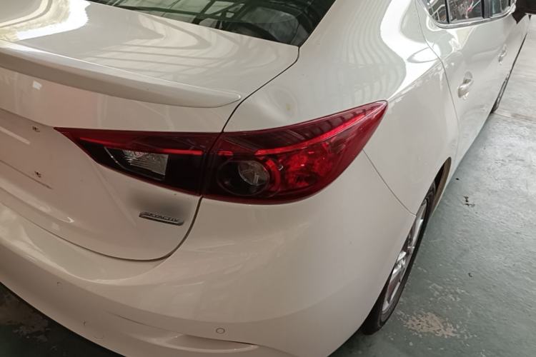 Used Mazda 3 Axela 2014 Sedan 1.5L Automatic Luxury Model Right Rear Taillight