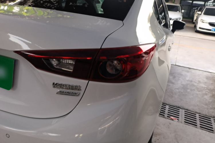Used Mazda 3 Axela 2014 Sedan 1.5L Automatic Luxury Model Right Rear Taillight