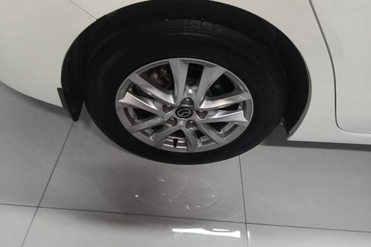 Used Mazda 3 Axela 2014 Sedan 1.5L Automatic Comfort Model Right Rear Wheel Hub