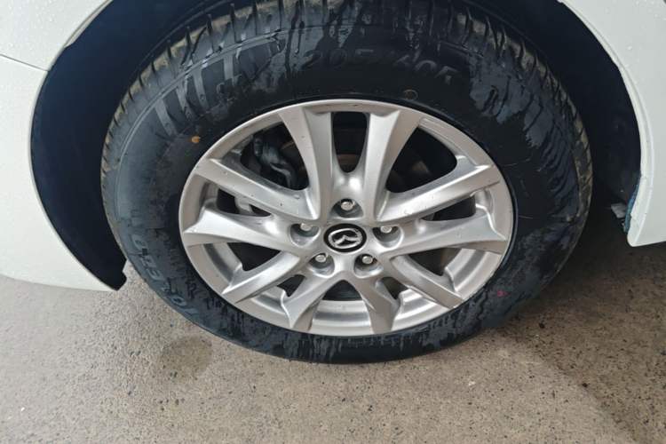 Used Mazda 3 Axela 2014 Sedan 1.5L Automatic Comfort Model Right Rear Wheel Hub
