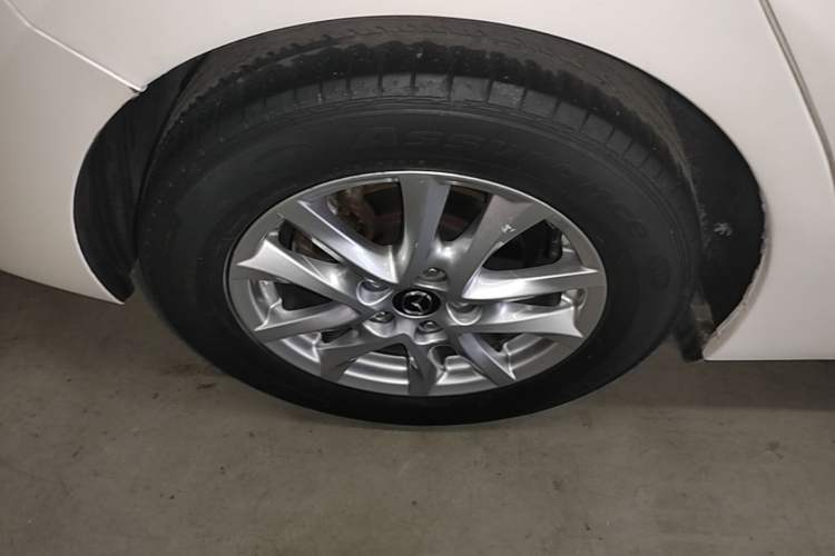 Used Mazda 3 Axela 2014 Sedan 1.5L Automatic Luxury Model Right Rear Wheel Hub