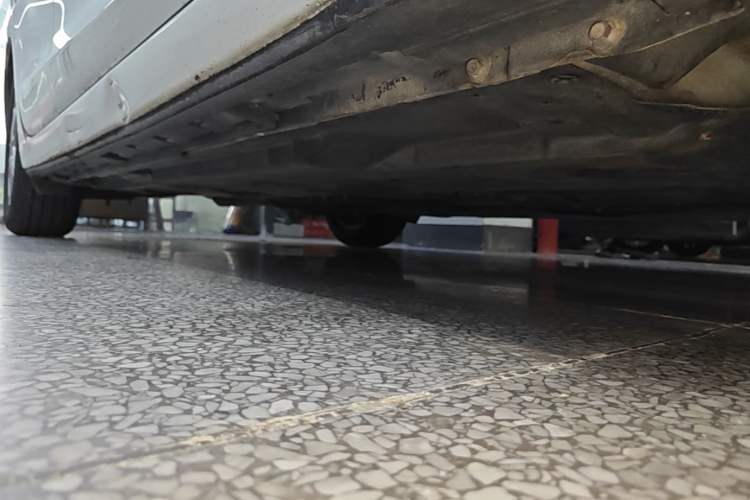 Used Mazda 3 Axela 2014 Sedan 1.5L Automatic Comfort Model Right Side Sill