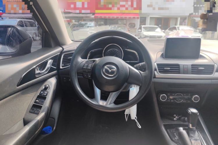 Used Mazda 3 Axela 2014 Sedan 1.5L Automatic Luxury Model Steering Wheel