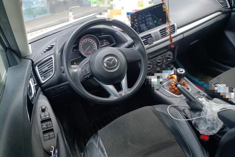 Used Mazda 3 Axela 2014 Sedan 1.5L Manual Comfort Model Steering Wheel