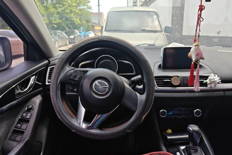 Used Mazda 3 Axela 2014 Sedan 1.5L Automatic Luxury Model Steering Wheel