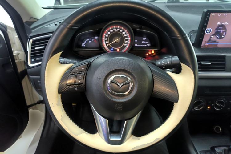 Used Mazda 3 Axela 2014 Sedan 1.5L Automatic Comfort Model Steering Wheel