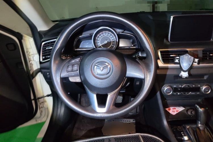 Used Mazda 3 Axela 2014 Sedan 1.5L Automatic Luxury Model Steering Wheel