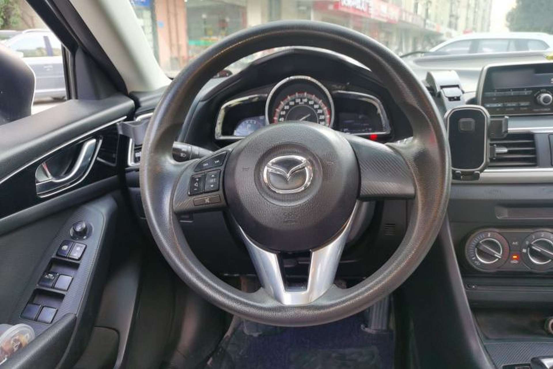 Used Mazda 3 Axela 2014 Sedan 1.5L Automatic Comfort Model Steering Wheel