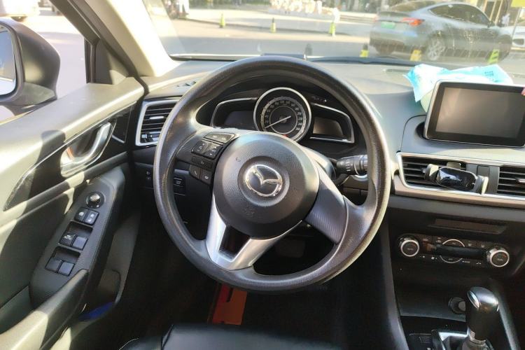 Used Mazda 3 Axela 2014 Hatchback 1.5L Automatic Luxury Model Steering Wheel