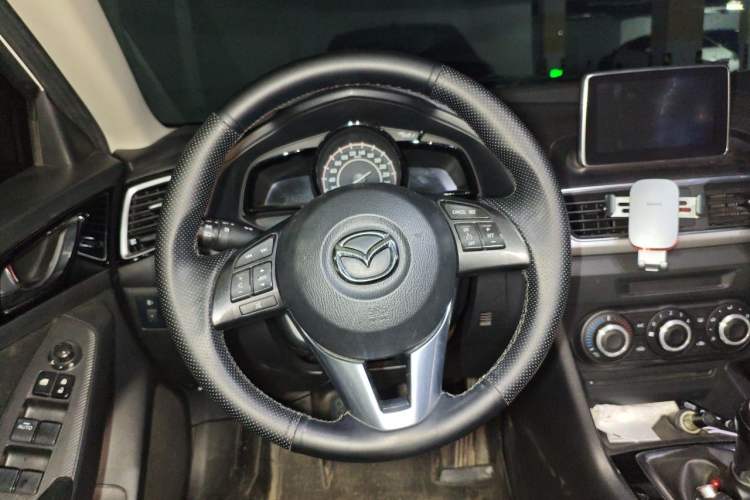 Used Mazda 3 Axela 2014 Sedan 1.5L Manual Comfort Model Steering Wheel