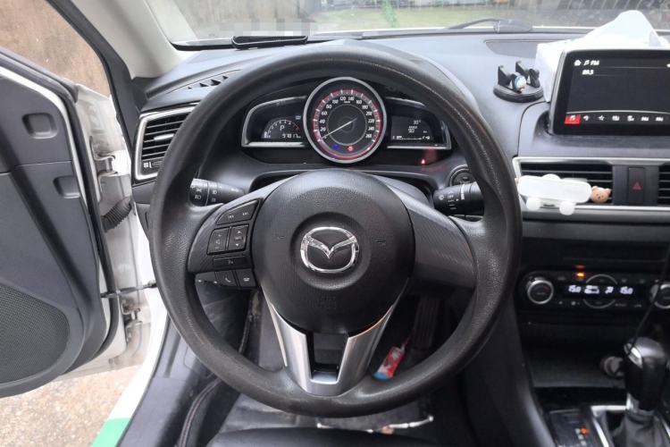 Used Mazda 3 Axela 2014 Sedan 1.5L Automatic Luxury Model Steering Wheel