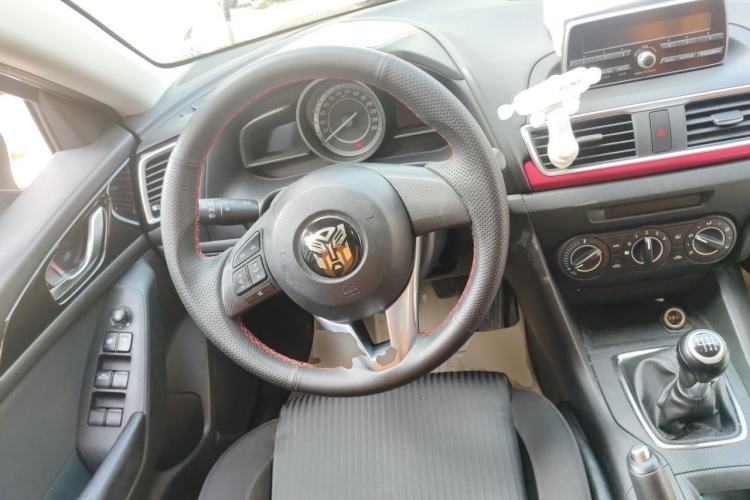 Used Mazda 3 Axela 2014 Sedan 1.5L Manual Comfort Model Steering Wheel
