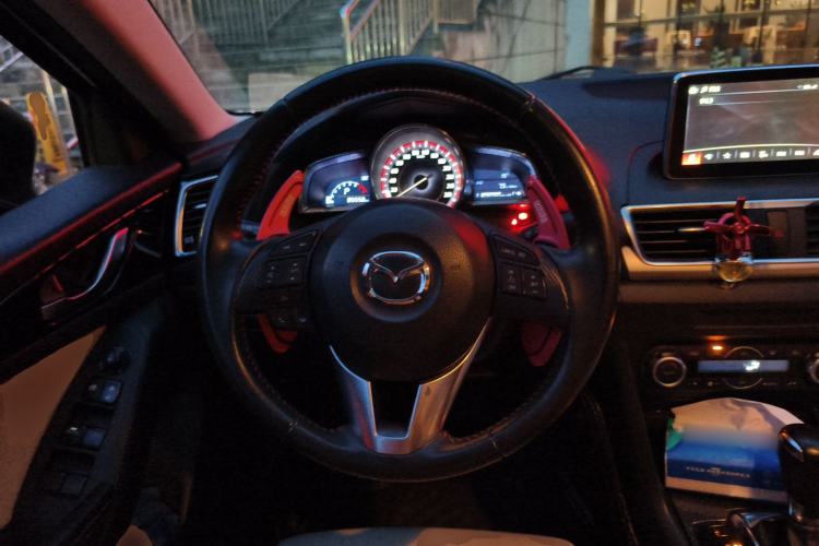 Used Mazda 3 Axela 2014 Sedan 2.0L Automatic Sport Model Steering Wheel