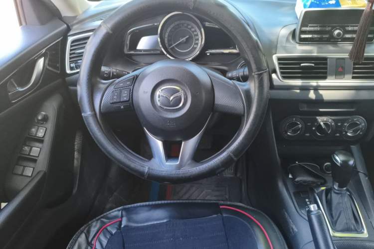 Used Mazda 3 Axela 2014 Sedan 1.5L Automatic Comfort Model Steering Wheel