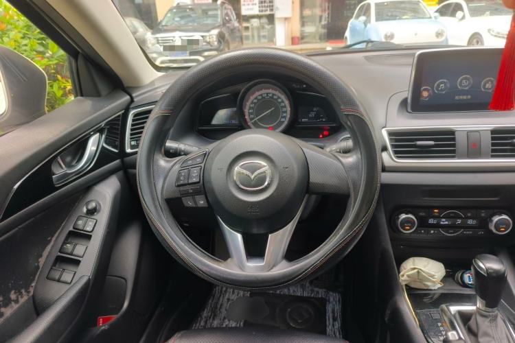 Used Mazda 3 Axela 2014 Sedan 1.5L Automatic Luxury Model Steering Wheel