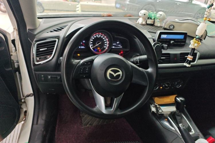 Used Mazda 3 Axela 2014 Sedan 1.5L Automatic Comfort Model Steering Wheel